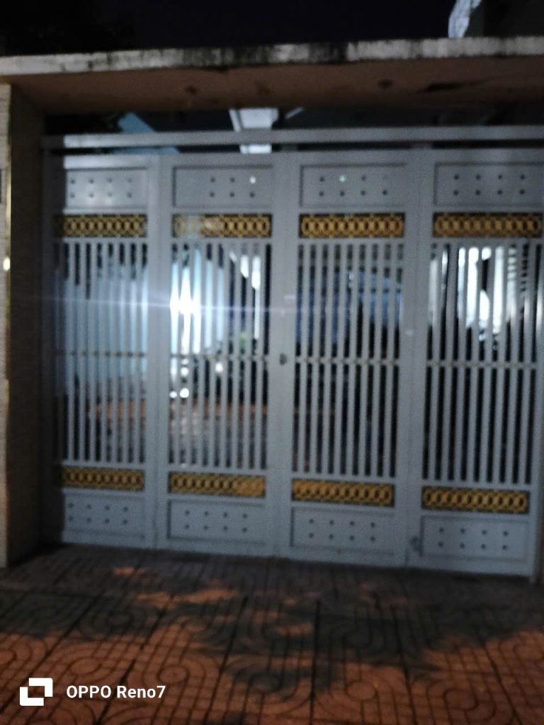 thu mua cửa sắt giá cao